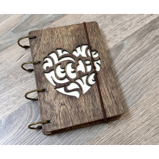 Блокнот деревяний А6 Серце в стилі меренді з фанери Темний на кільцях, 60 аркушів