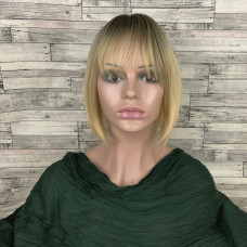 Накладка блонд із темним корінням із проділом і чубчиком топер на шпильках зі штучного волосся 30 см