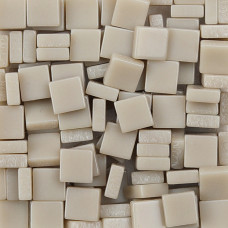 Шматочки мозаїки 0,5*0,5 см Колір Бежевий (200 штук 12 грамів) з акрилової смоли. Форма квадрат.