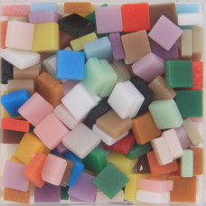 Шматочки мозаїки 0,5*0,5 см Колір Різнокольоровий мікс (200 штук 12 грам) з акрилової смоли. Форма квадрат.