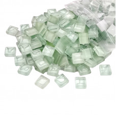 Шматочки мозаїки 1*1 см Колір Світло салатовий  (200-220 штук 200 грамів) зі скла. Форма квадрат.