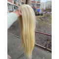 Перука жіноча пряма з проділом блонд блондинка 70 см без човники з термоволокна